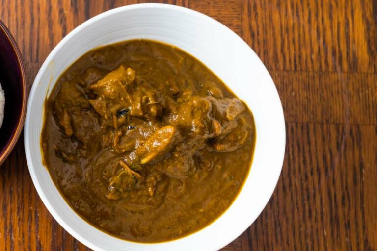 What is Niger cuisine known for?