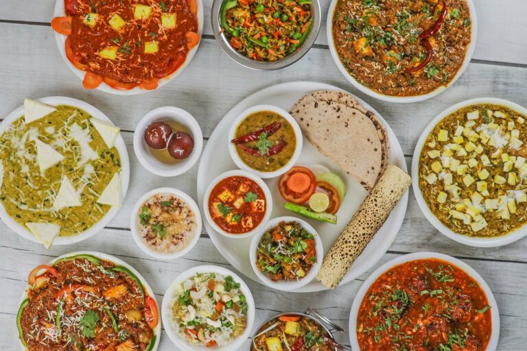 Are there vegetarian options available in Nepalese cuisine?