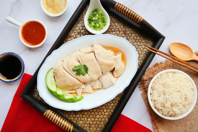 Can you recommend any popular local beverages or drinks in Singapore?