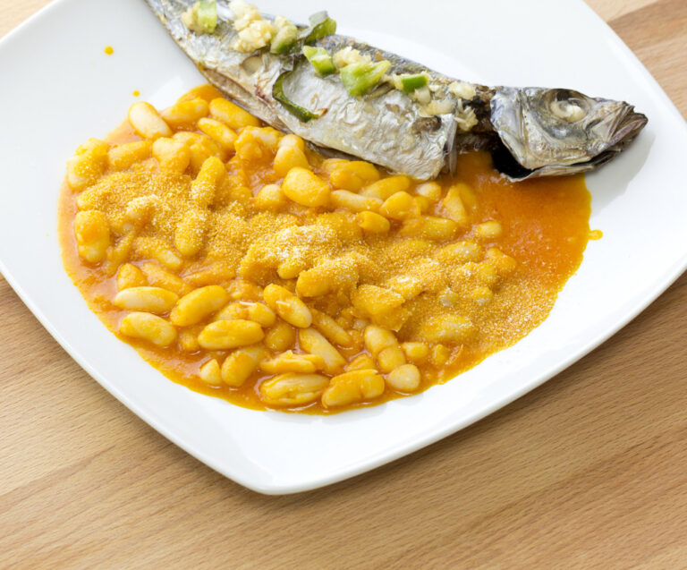 Are there any traditional Angolan soups?