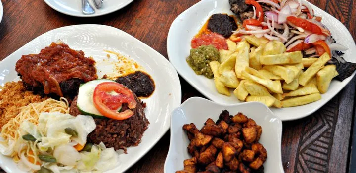 Can you find any influences from Malawi’s agricultural practices in the cuisine?