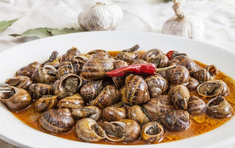 What are some traditional dishes of Andorra?