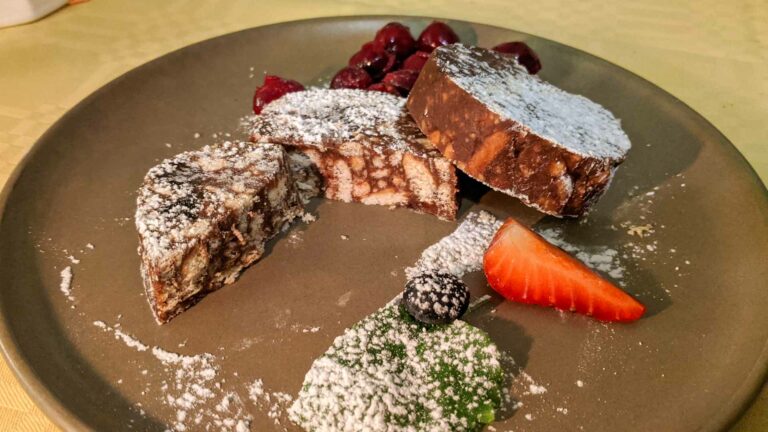 Can you tell me about the use of dairy products, such as curd and sour cream, in Estonian cuisine?