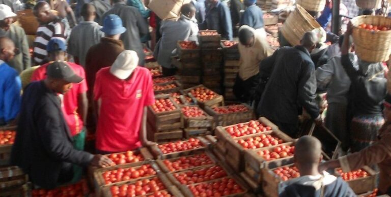 Are there any specific street food markets or stalls in Zimbabwe?