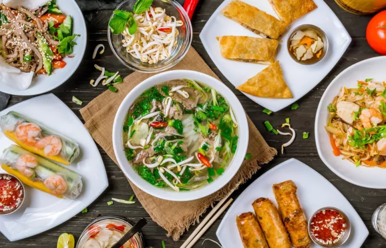 Can you find seafood in Vietnamese cuisine?