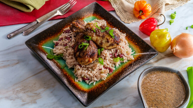 What are some traditional snacks or appetizers in Jamaican cuisine?