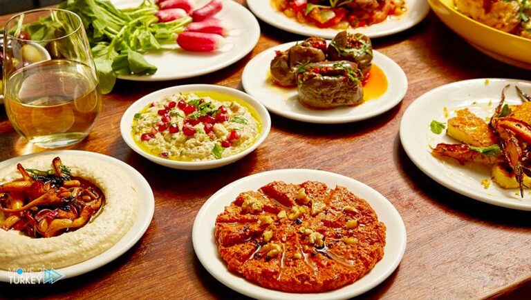 Can you recommend some must-try Syrian street food?