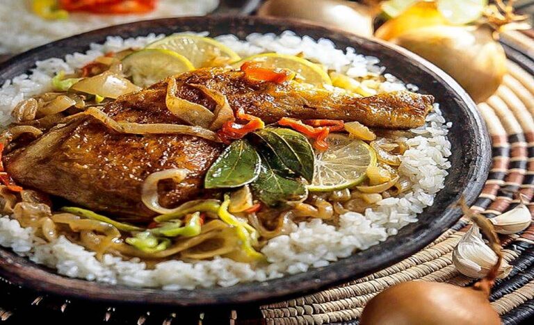 Can you recommend some traditional snacks from Senegal?