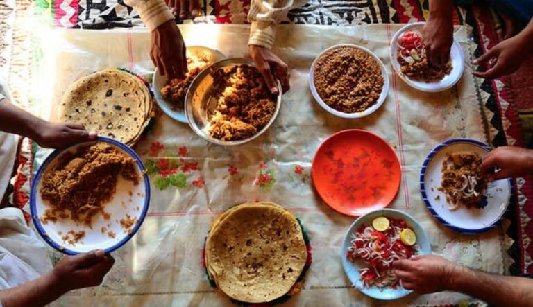 Are there vegetarian options available in Pakistani cuisine?