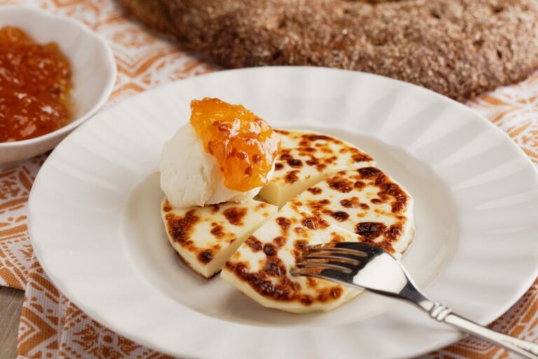 How does Finnish cuisine differ from other Nordic cuisines?
