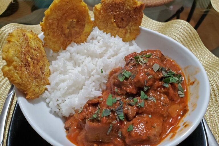 Are there any regional variations in Dominican Republic cuisine?
