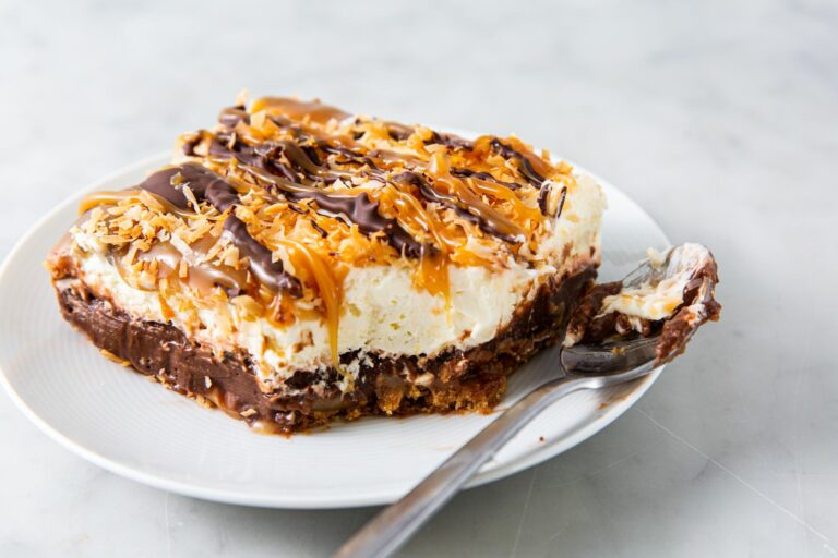 Can you recommend some popular desserts from Samoa?