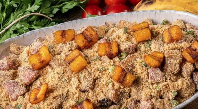 What are the popular desserts in Angola?