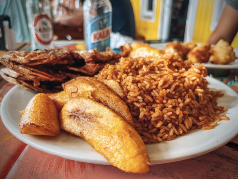 Are there any popular Bahamian snacks?