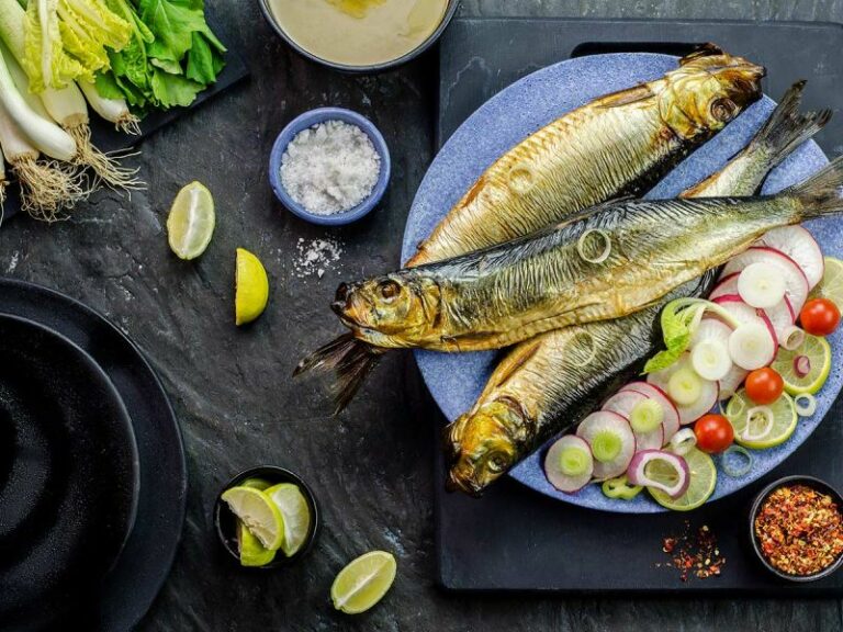 Are there any specific culinary traditions associated with Egyptian weddings or special occasions?