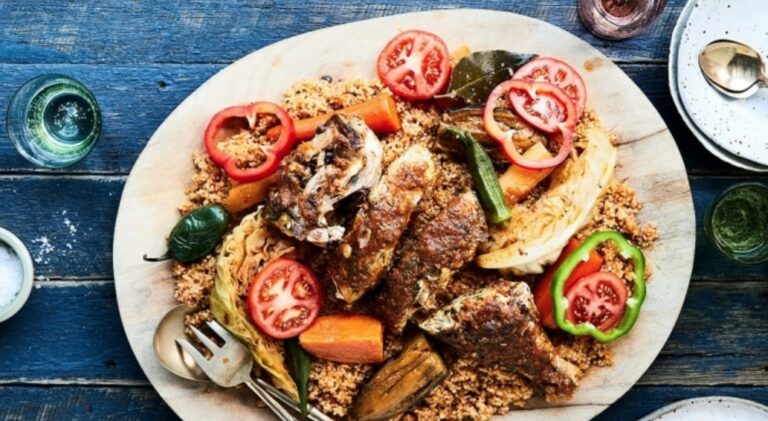 Are there any unique cooking techniques used in Mauritanian cuisine?