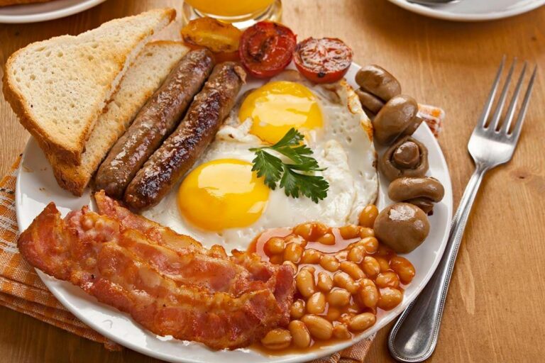 Can you recommend some British dishes for vegetarians?