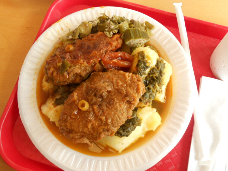 Can you recommend some Trinidadian dishes for vegetarians?