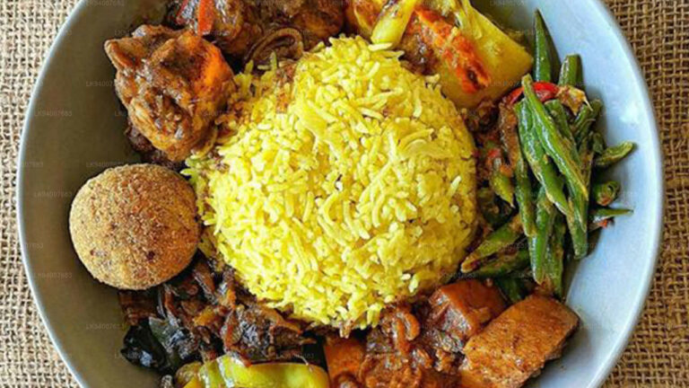 Is Sri Lankan cuisine spicy or mild in terms of heat?