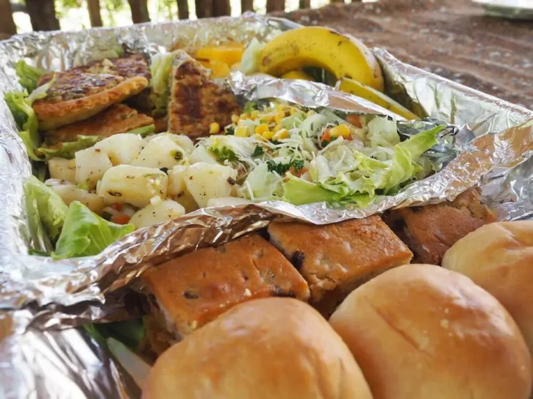 What are the popular beverages in Papua New Guinea?