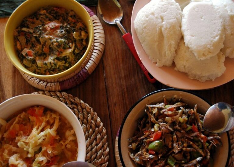 What is a typical Malawian breakfast like?