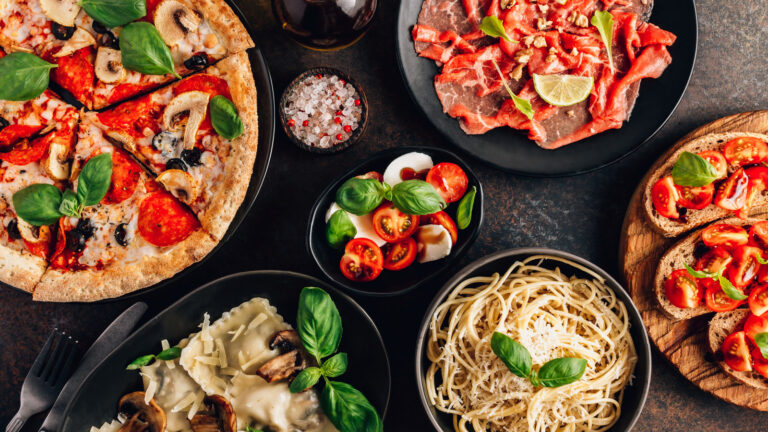 What is a typical Italian breakfast like?