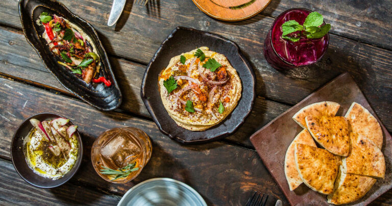 What is a typical Israeli breakfast like?