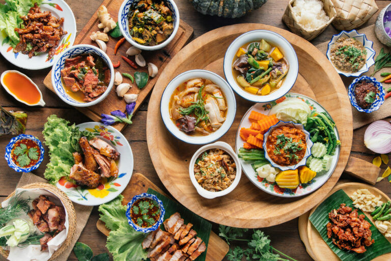 Can you recommend some Thai dishes for vegetarians?