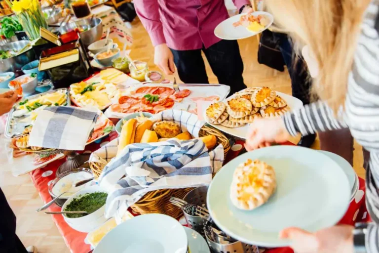 Are there any vegetarian options in Finnish cuisine?