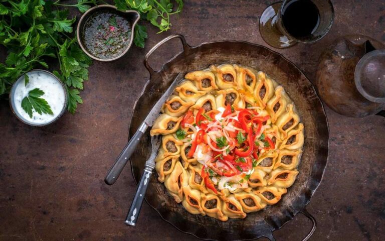 What are some traditional Armenian dishes?