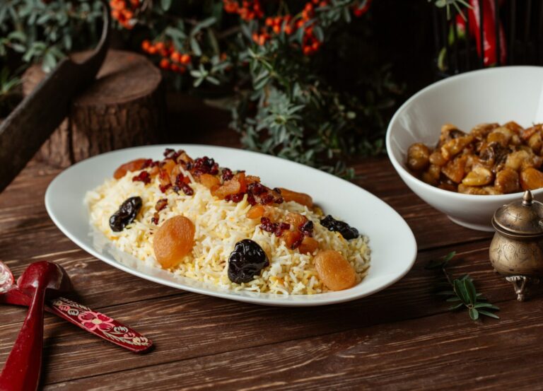 What is Azerbaijani cuisine known for?