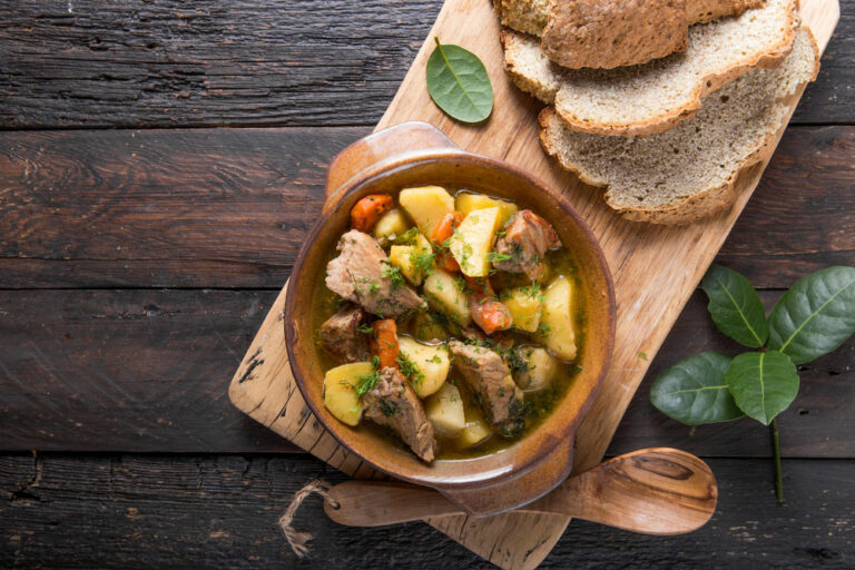 Are there any street food markets or festivals in Ireland?
