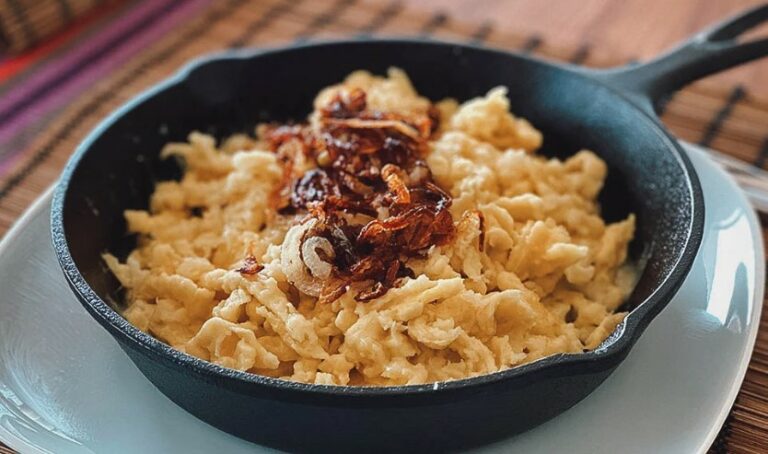 What are some traditional Austrian breakfast items?