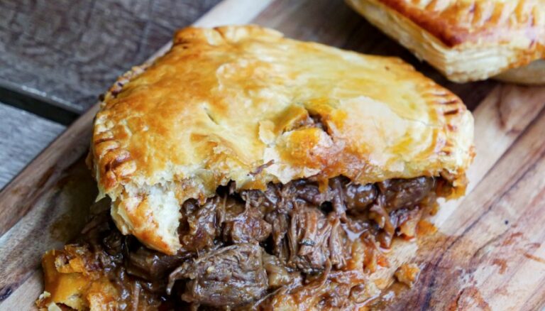 Classic Meat Pie: Make a savory meat filling and encase it in flaky pastry for a traditional Aussie meat pie.