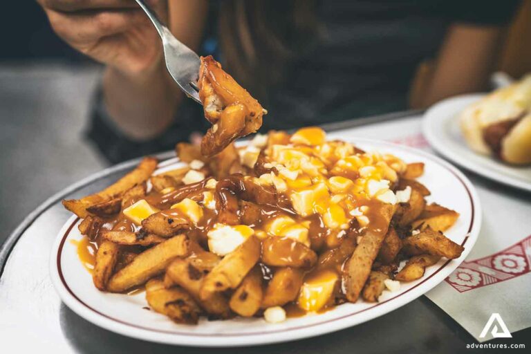 What are some popular seafood dishes in Canada?