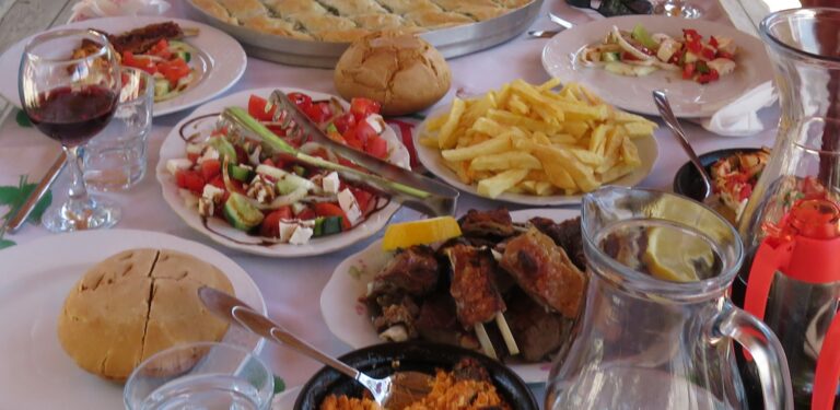 What are the main meat dishes in Albanian cuisine?