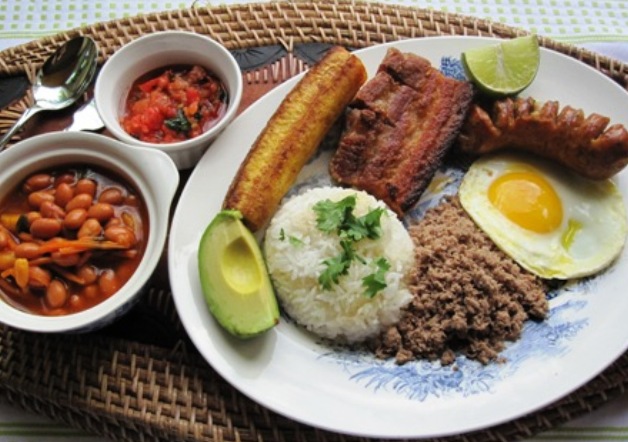 Can you find international fast food chains in Venezuela?
