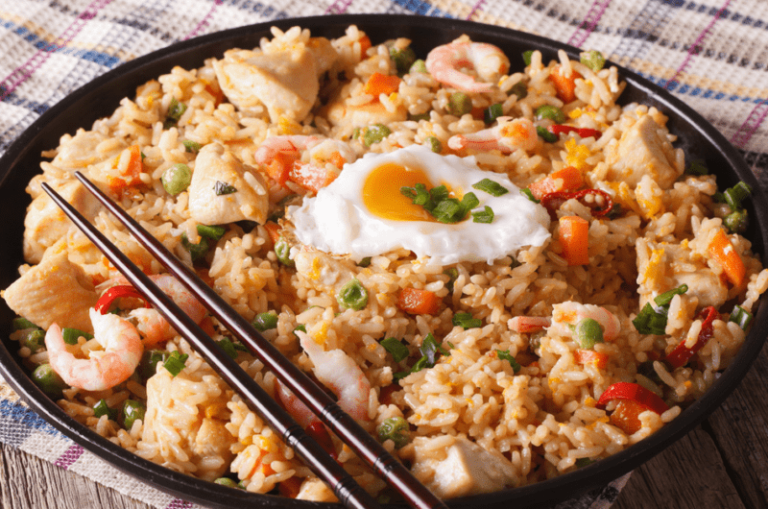 Can you find any influences from Indonesian spice trade history in the cuisine?