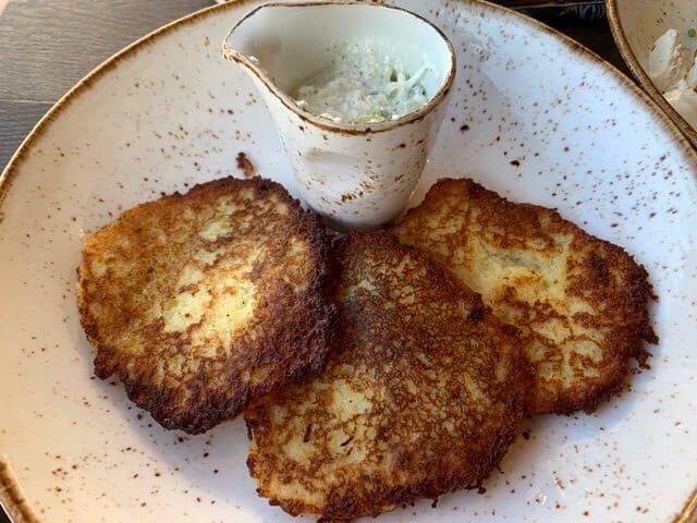 What are some vegetarian options in Lithuanian cuisine?