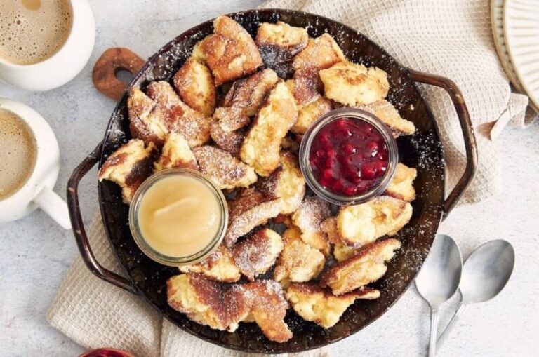 Are there any traditional Austrian dishes?