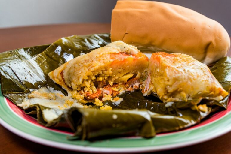 What are some traditional Nicaraguan dishes?