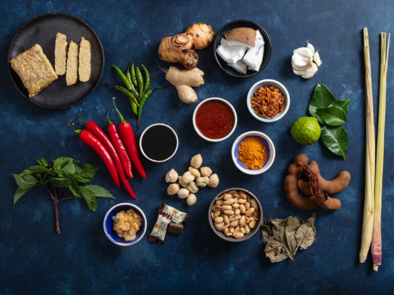 Are there any specific traditional cooking techniques or methods used in Indonesian cuisine?
