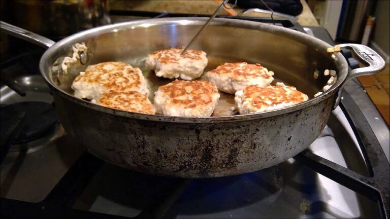 Are there any popular Equatorial Guinean street food festivals or events?