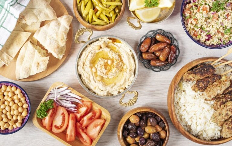What are some popular meat dishes in Egypt?