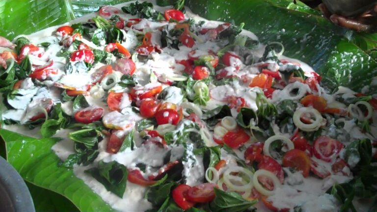 How is the food culture in Vanuatu different from other Pacific islands?