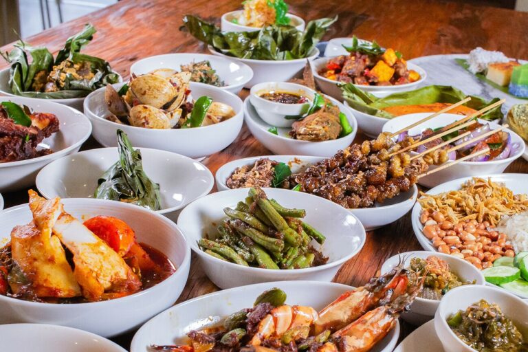 Is Singaporean cuisine spicy?