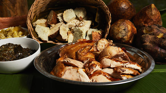 Can you recommend any Fijian street food markets or stalls?