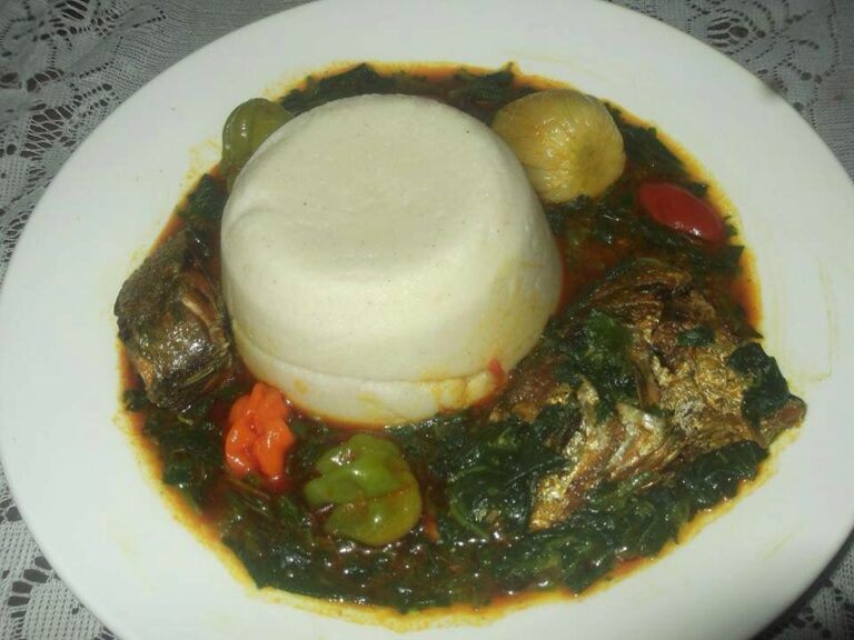 What are some local ingredients commonly used in Beninese cuisine?