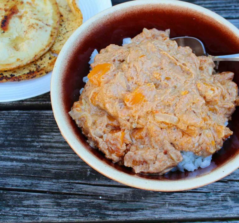Can you recommend any Guinean dishes suitable for vegetarians?