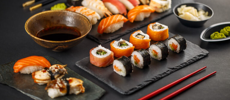 Can you find any influences from Japanese Zen Buddhist cuisine in the cuisine?